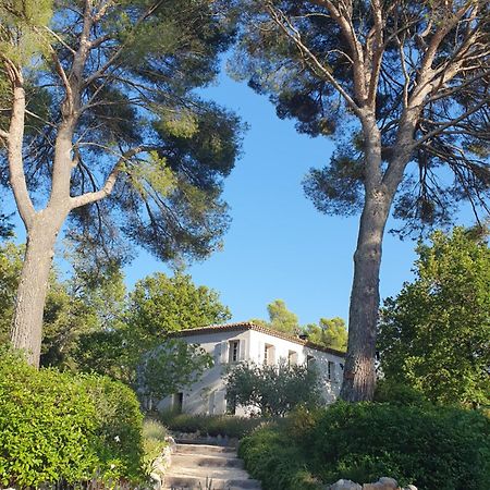 Lou Pantai, Bed And Breakfast, Delux Bedroom Aix-en-Provence Luaran gambar