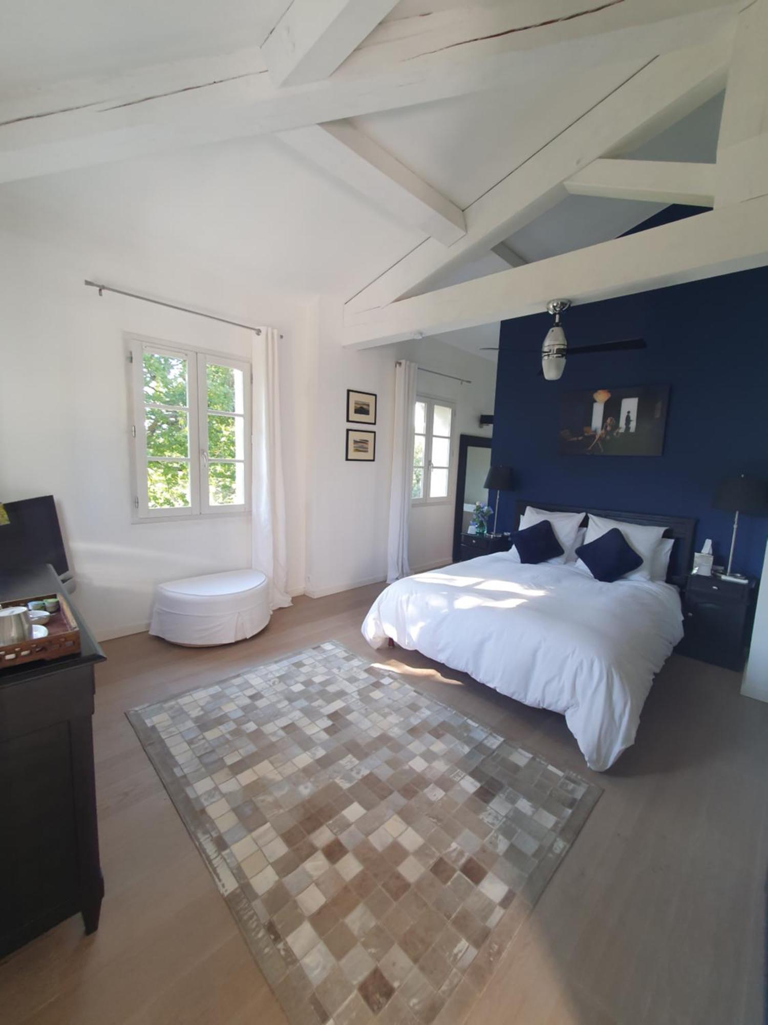 Lou Pantai, Bed And Breakfast, Delux Bedroom Aix-en-Provence Luaran gambar