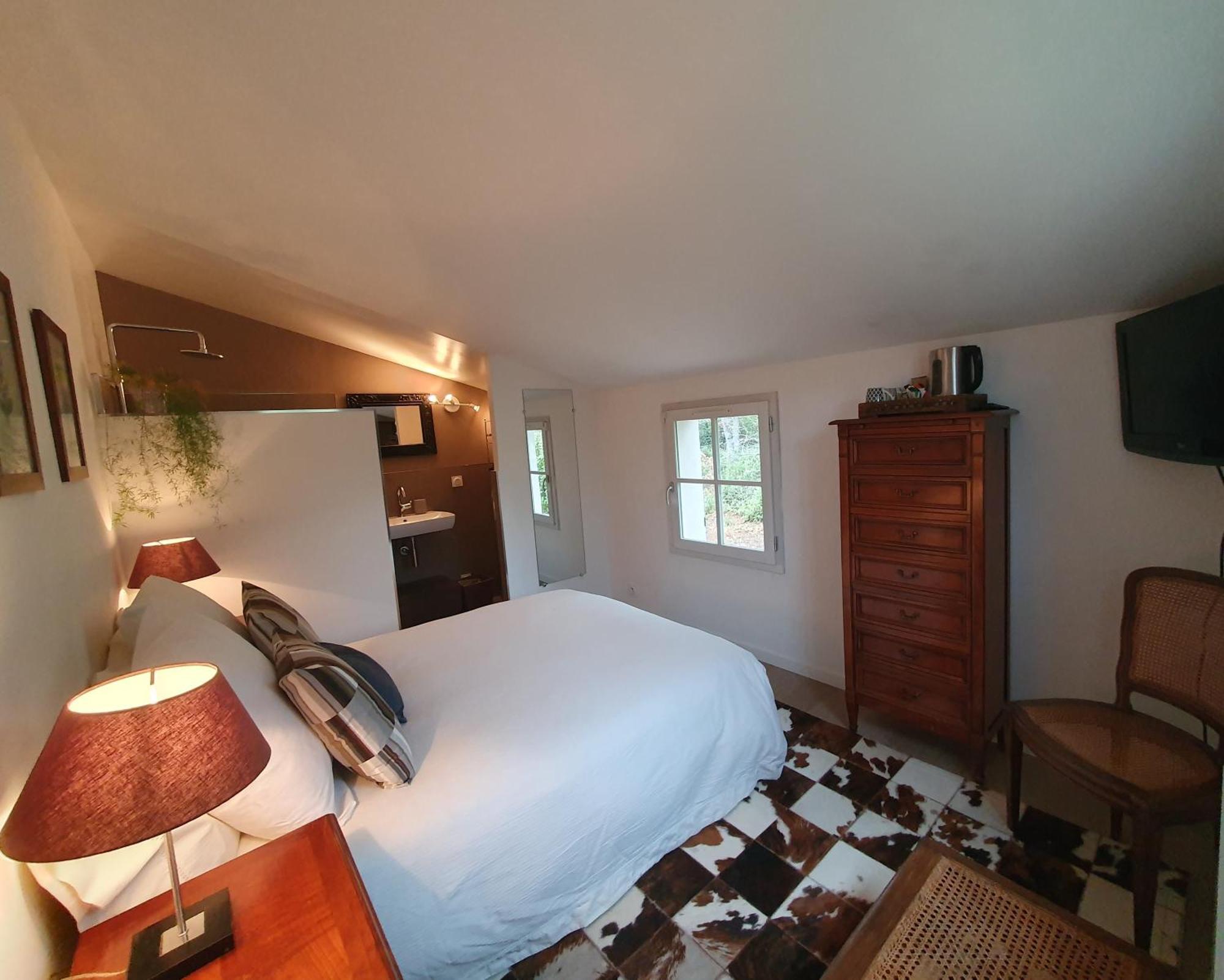 Lou Pantai, Bed And Breakfast, Delux Bedroom Aix-en-Provence Luaran gambar